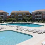 Is100-106 4 Couchages Avec Piscine Et Parking *