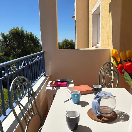 Is100-106 4 Couchages Avec Piscine Et Parking Apartmán